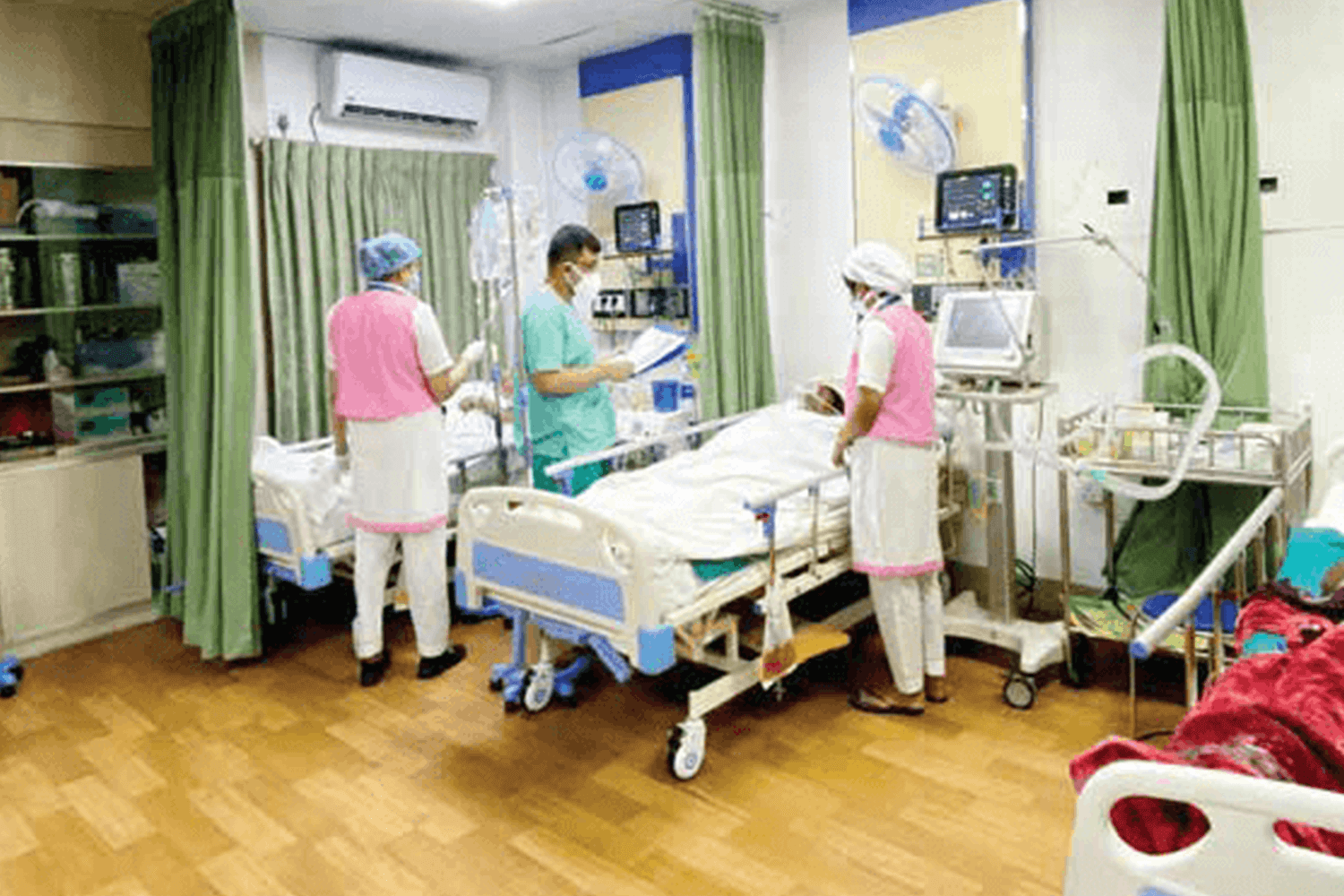 আইসিইউ  (ICU)